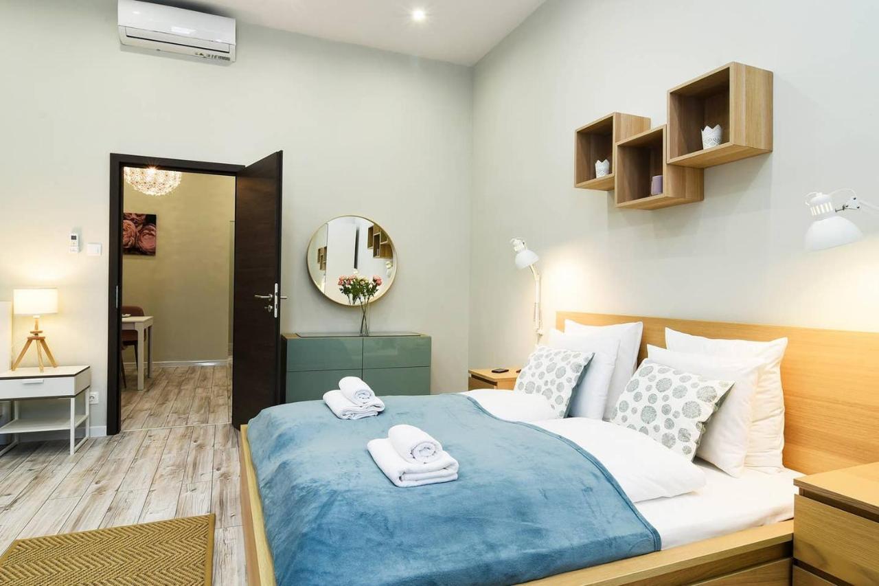 Ultra Central And Stylish Apartment With Ac Budapest Kültér fotó