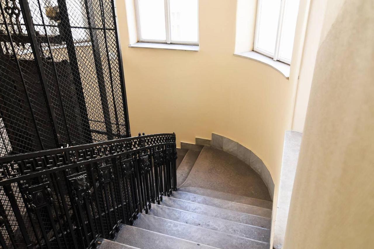 Ultra Central And Stylish Apartment With Ac Budapest Kültér fotó